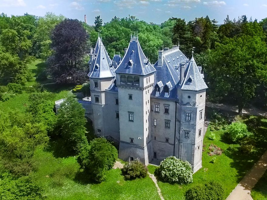 Замок в Голухове (Zamek w Gołuchowie)