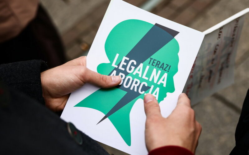 Польский Сейм отверг проект поправок отменяющих наказание за аборт