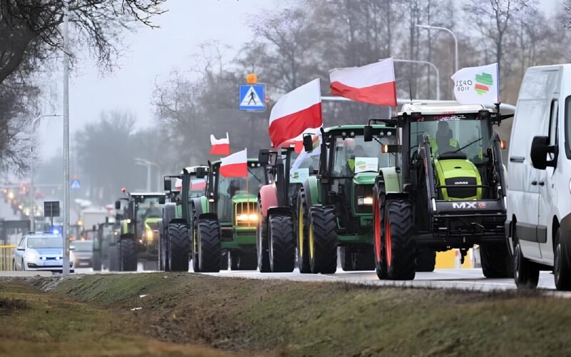 Фермеры протест в Варшаве