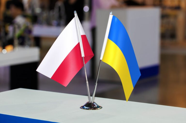 Польша